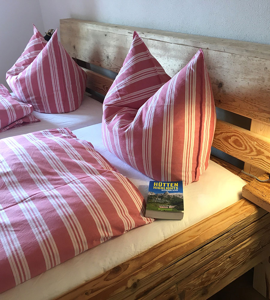 Ferienwohnung-Sundratn_Doppelbett